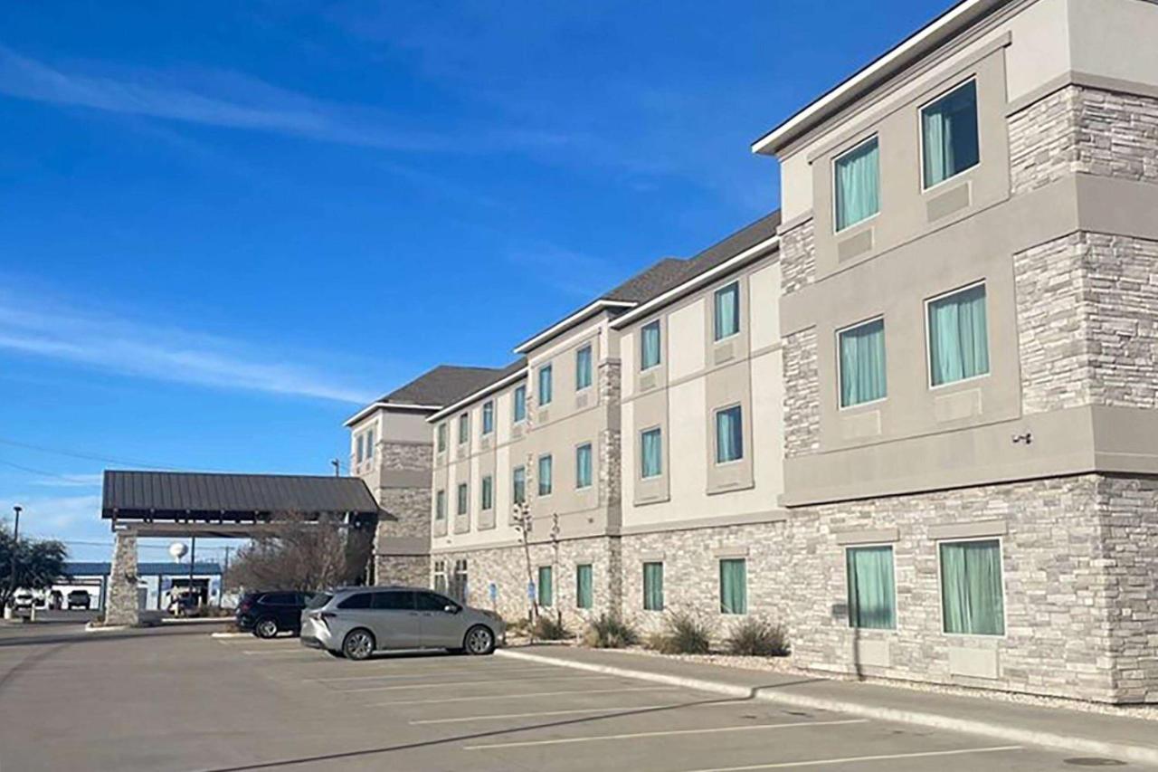 Baymont By Wyndham Andrews Tx Hotel Exterior photo